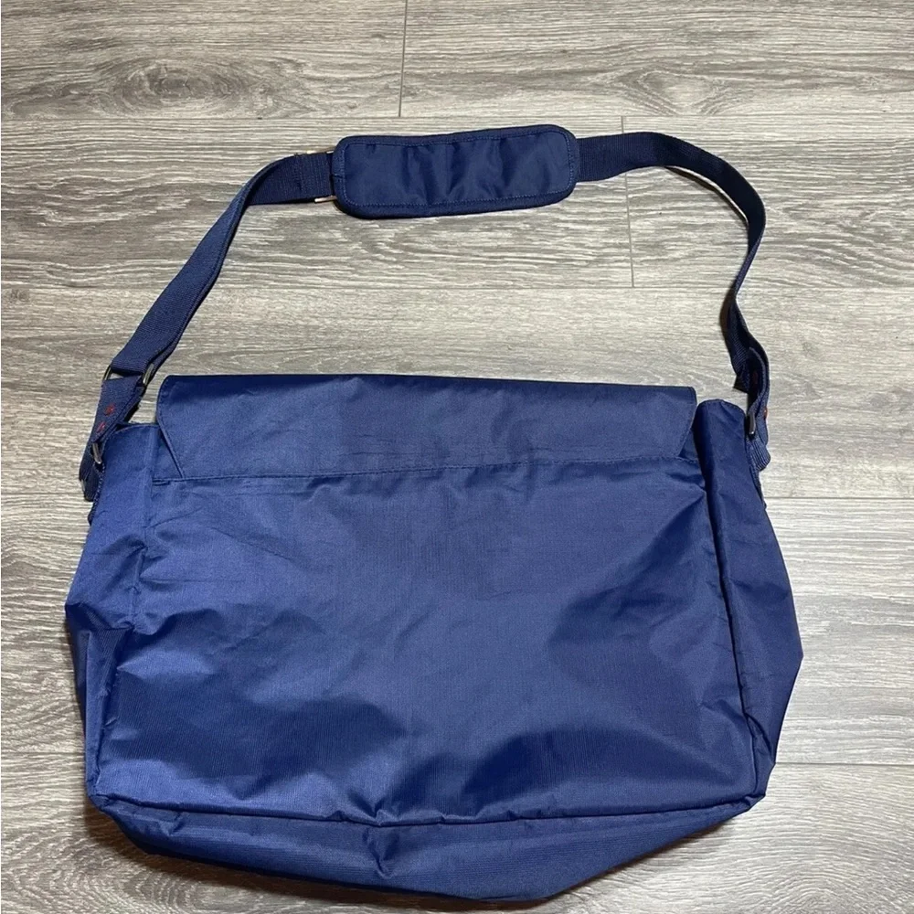 Official Lacoste Live Laptop Messenger Travel Bag Shoulder Cross Body EUC